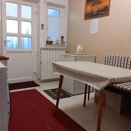 Apartment Nina
